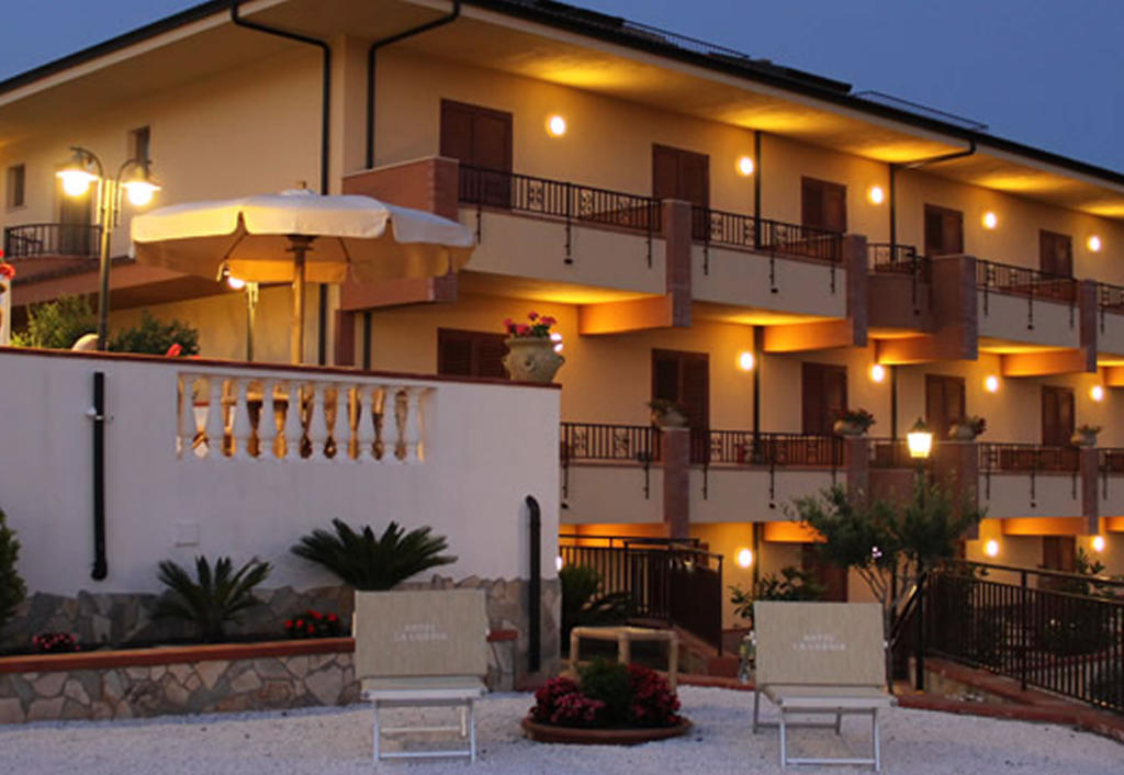Hotel La Loggia Tortora Zewnętrze zdjęcie