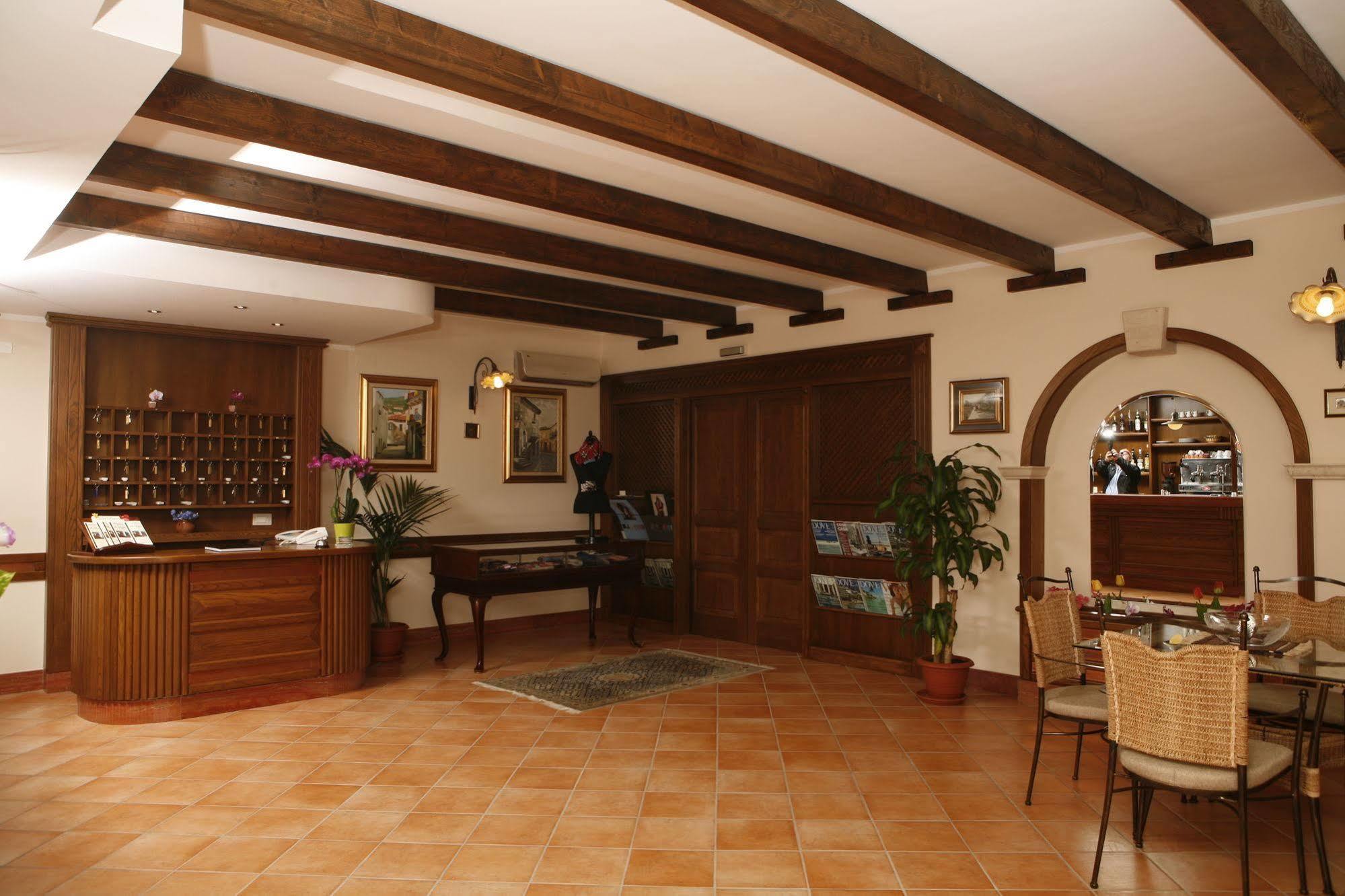 Hotel La Loggia Tortora Zewnętrze zdjęcie