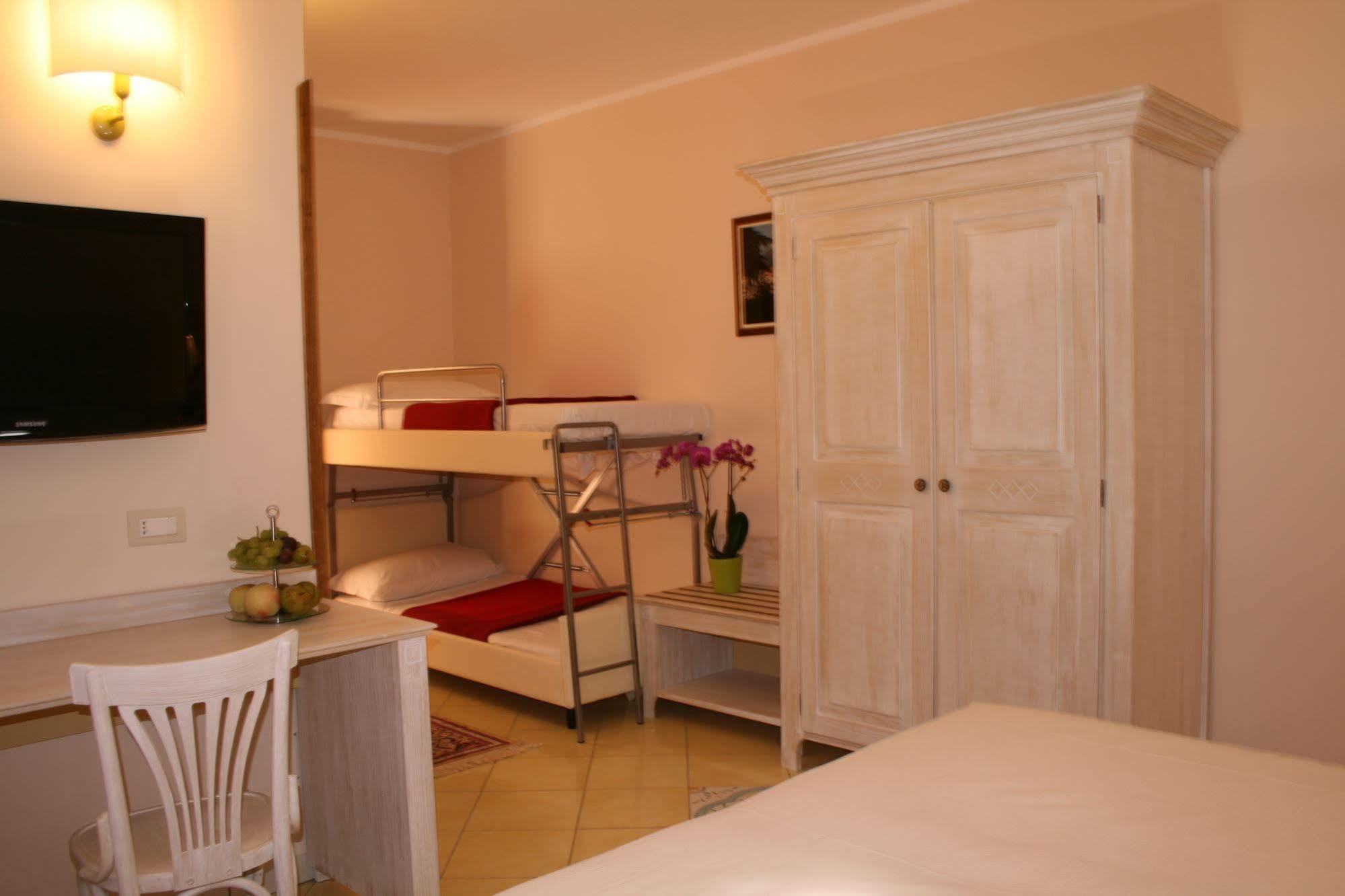 Hotel La Loggia Tortora Zewnętrze zdjęcie
