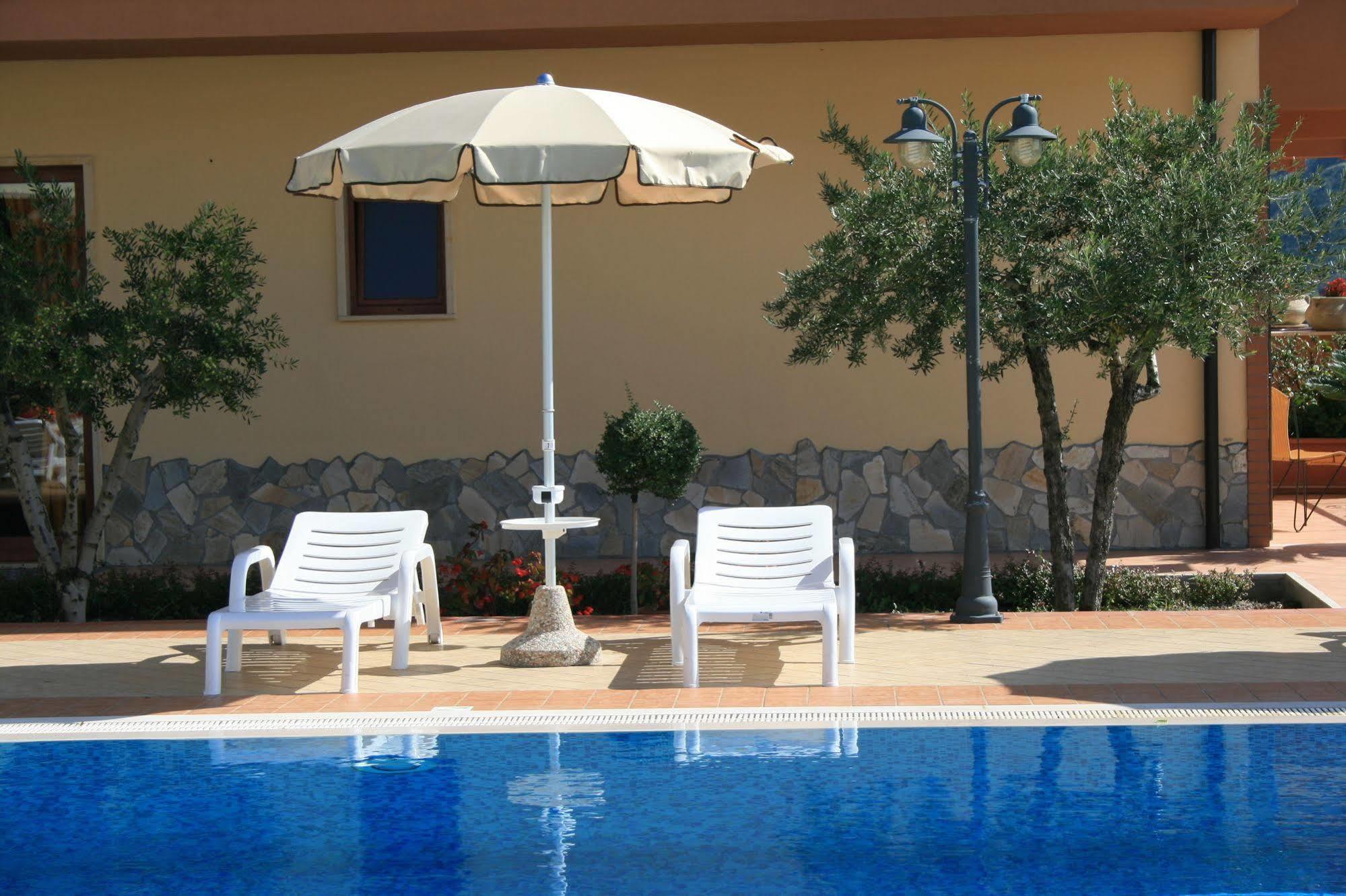Hotel La Loggia Tortora Zewnętrze zdjęcie